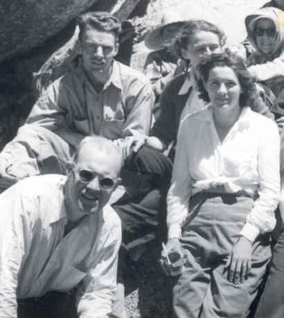 Photo by Niles Werner
Rosemarie and Lloyd Balsam Collection
Sierra Club-Angeles Chapter Archives